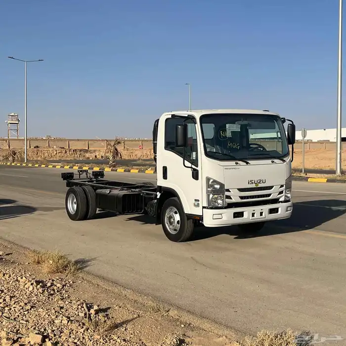 ايسوزو دينا 2025 معرض العودة للسيارلت 7