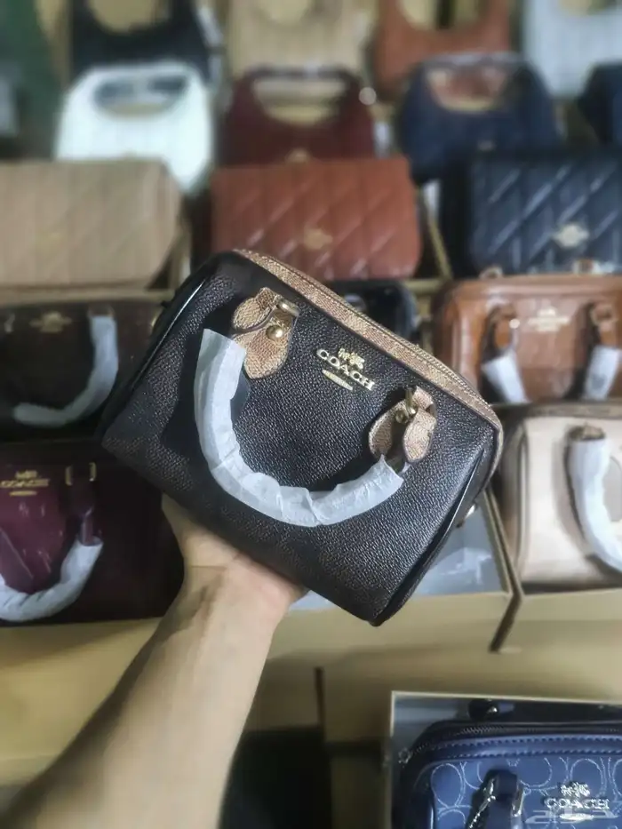 شنط كوتش درجى اولى مع كامل الملحقات 3