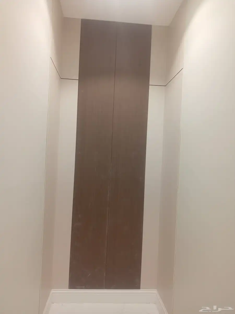 نجار ديكورات 1