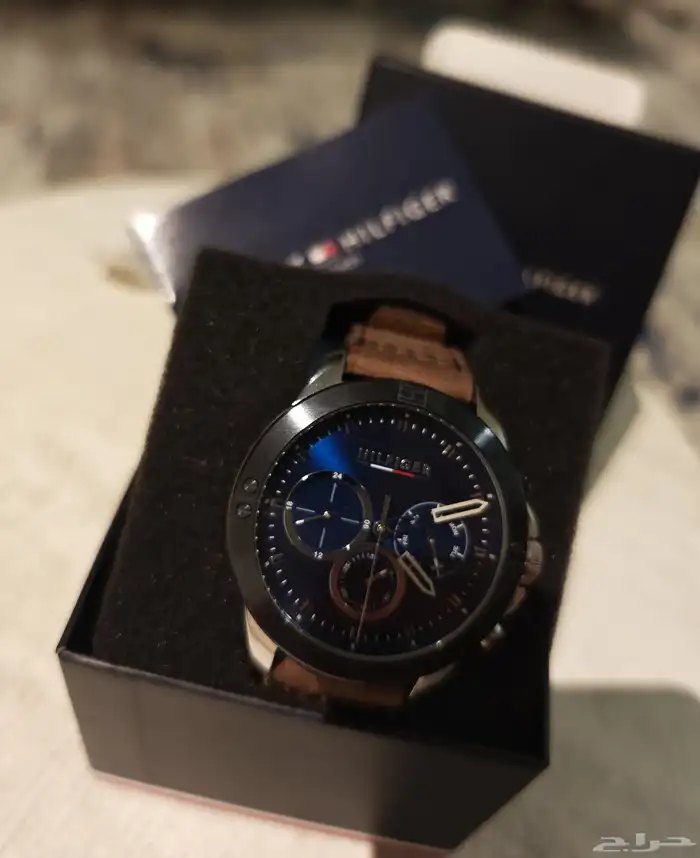 TOMMY HILFIGER ساعة هارلي براون للرجال مقاس 1