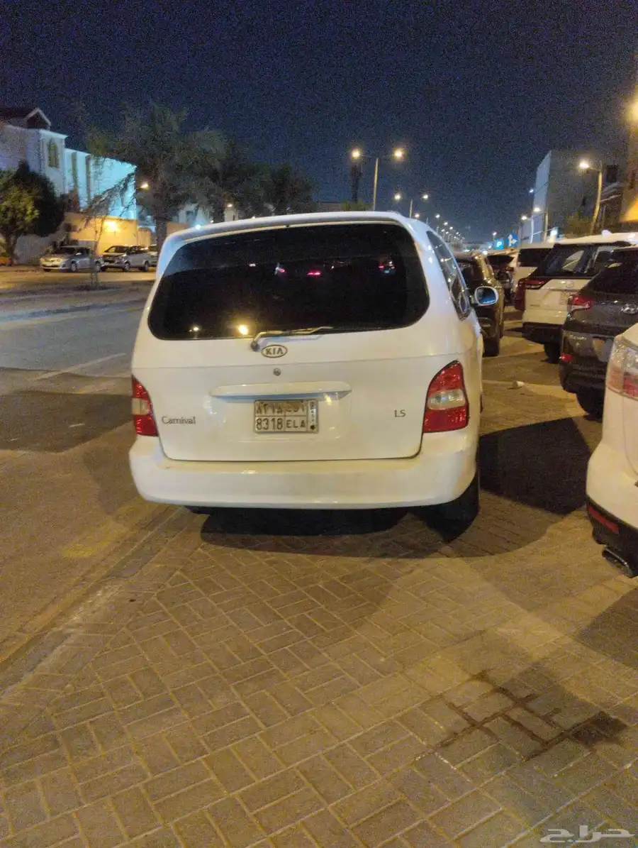 kia carnival 2002 mobile. 2