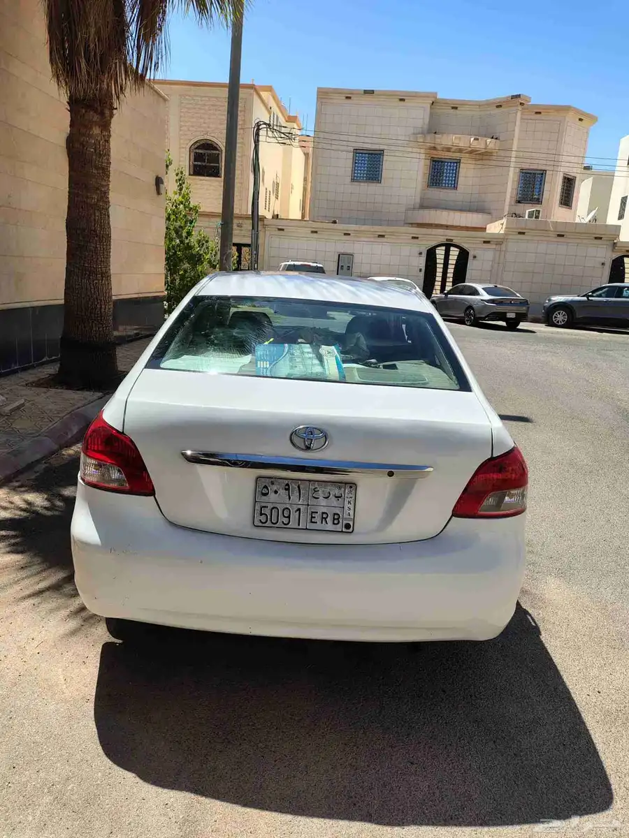 Toyota Yaris 2010 4