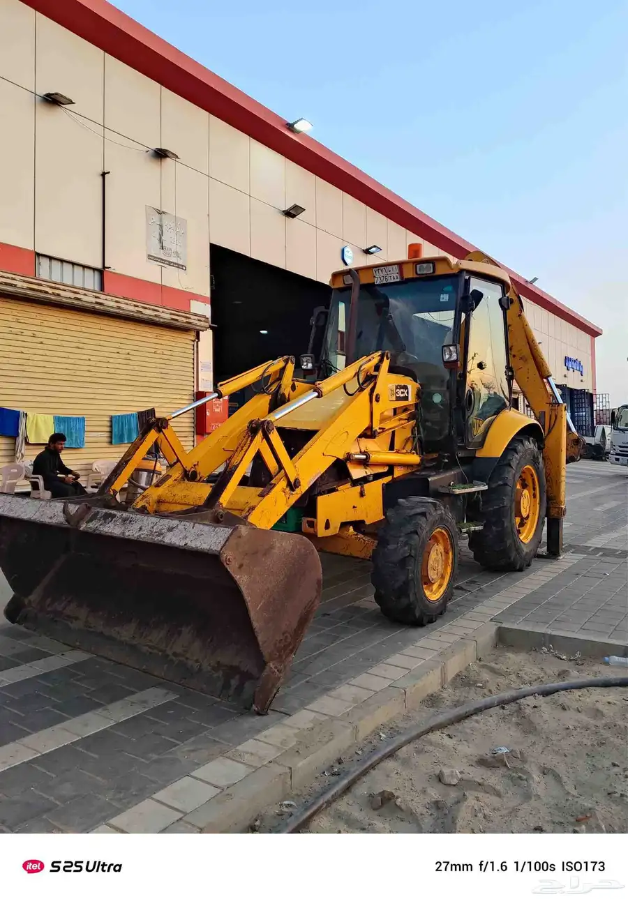 حفار JCB2008 1