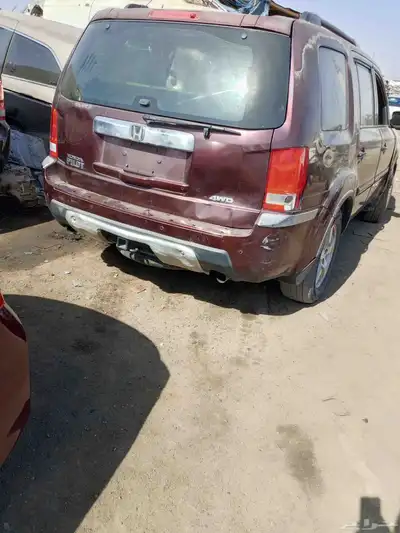 قطع غيار سيارات هوندا تشليح للبيع يوجد لدينا توصيل 2