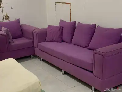 كنب بحاله ممتازة للبيع 2