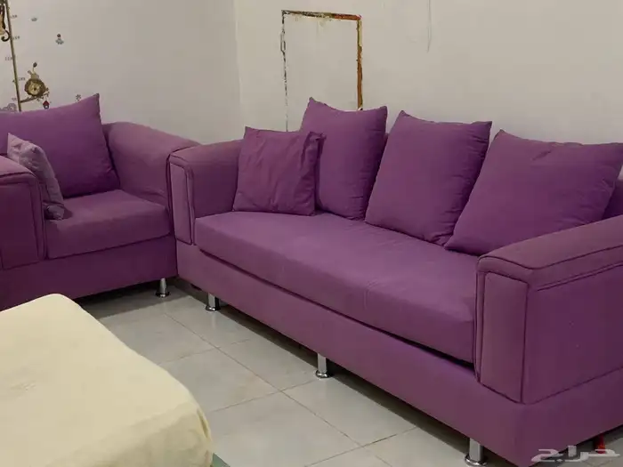 كنب بحاله ممتازة للبيع 2