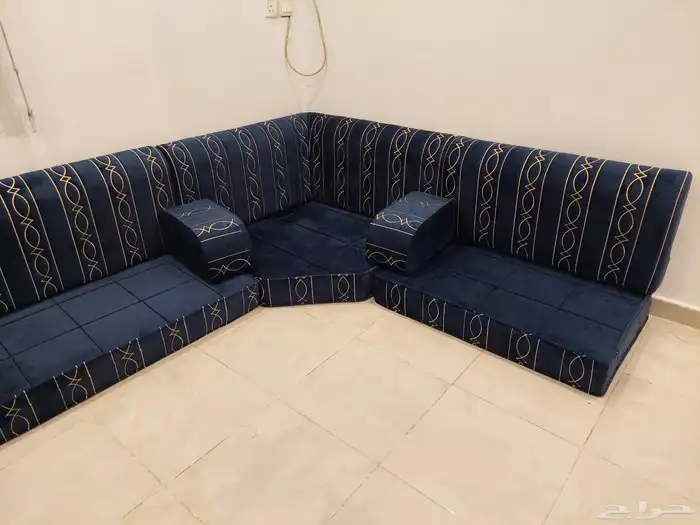 تنجيد وتفصيل كنب وستائر  باطرمه 5