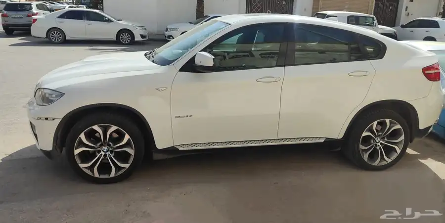 BMW X6 xDrive35i موديل 2014 - أبيض - فل كامل 2