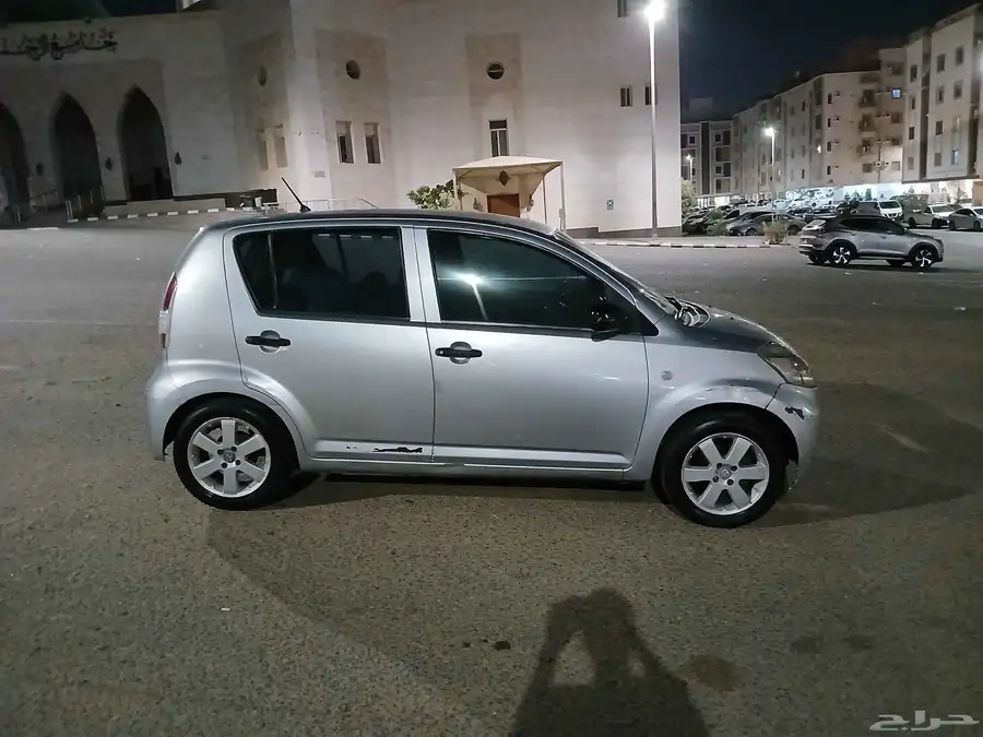 ديهاتسو سيريون 2008 4