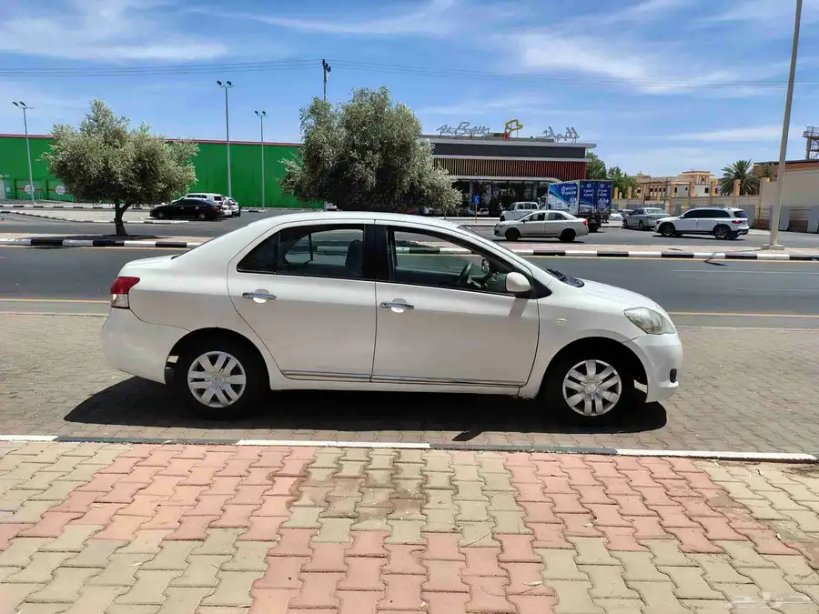 Toyota Yaris 2010 0