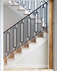 حداده والمنيوم 8