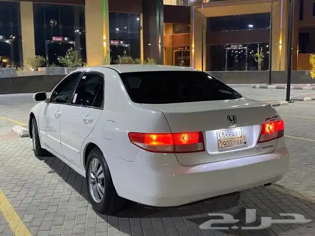 هوندا أكورد 2005 4