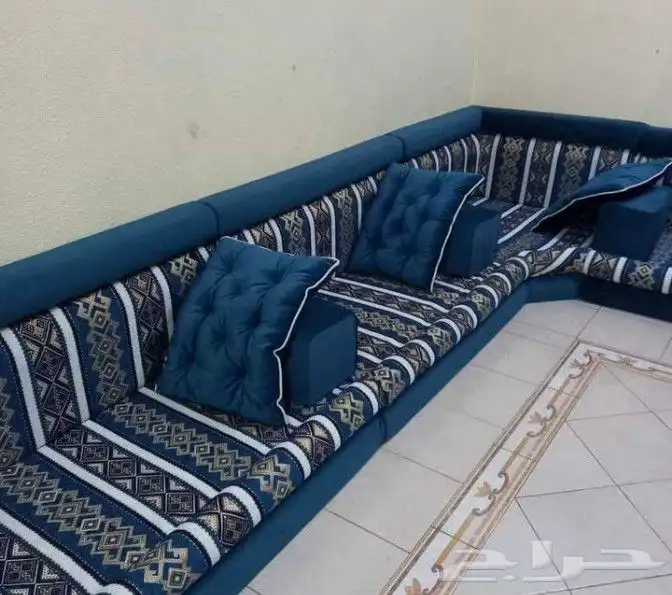 تنجيد وتفصيل كنب وستائر  باطرمه 4