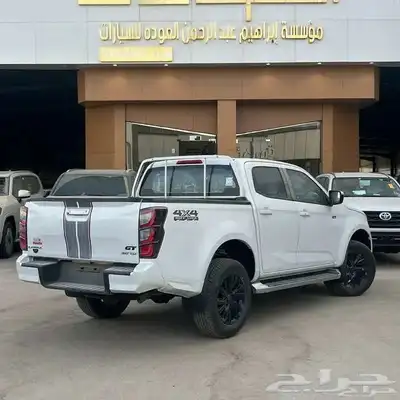 ايسوزو ديماكس 2025 5