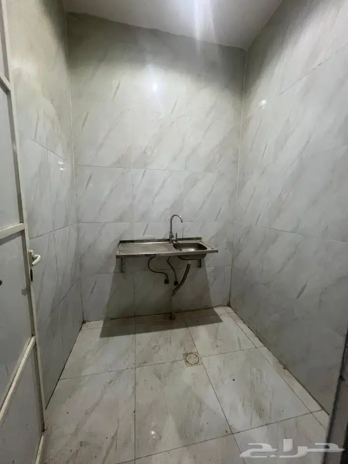 استراحة مكونه من مجلس وغرفتين للايجار 3