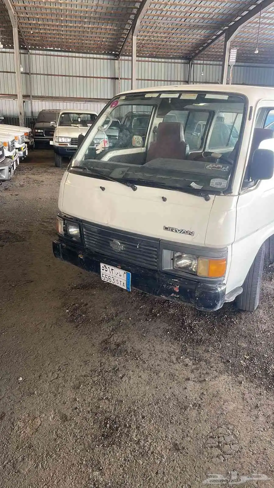 نيسان اورفان94 4