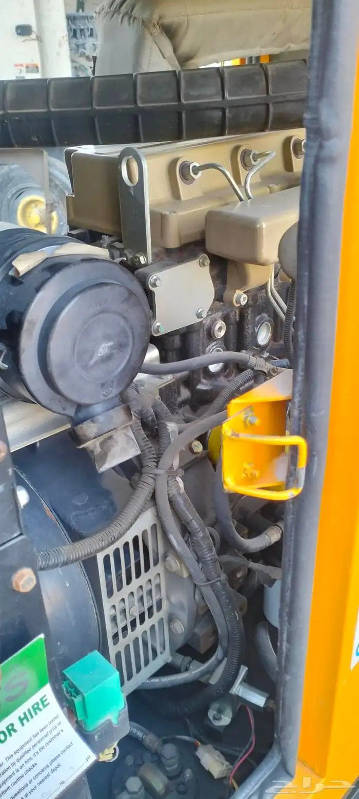 بيع مولد كهرباء من شركة JCB موديل 2017 شغال 7000 ساعه 3