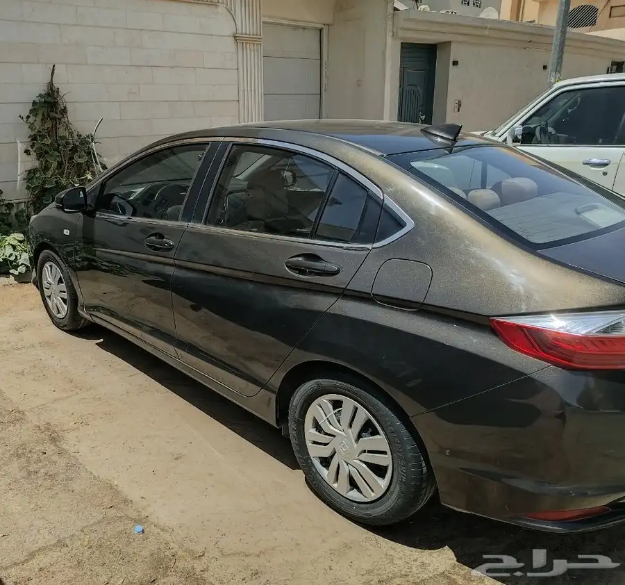 هوندا سيتي HONDA CITY 2016 1