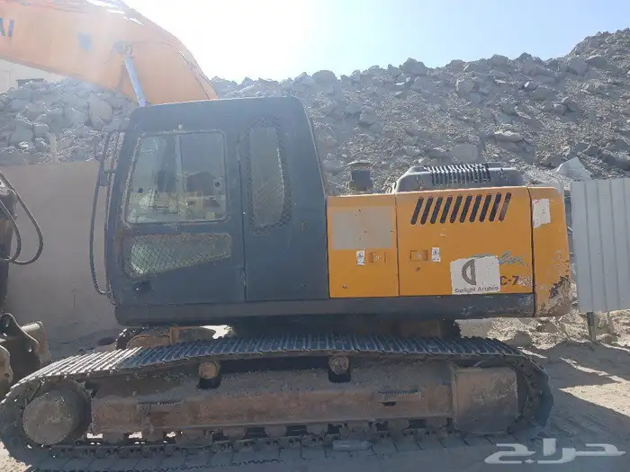 بكلين لايجار تفقير نخل للمزارع وحفر اراضي 0