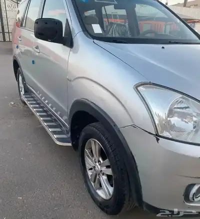 سيارة عائلية مستوبيشي Z7 L200 5