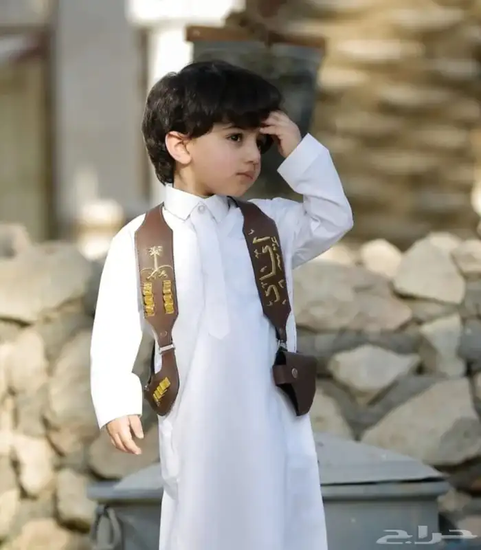 مجموعة عروض وهدايا فخمه وكل صوره لها جميع الألوان حسب الطلب 35
