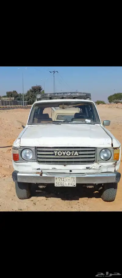 جيب تيوتا لاندكروزر مديل 1982 0