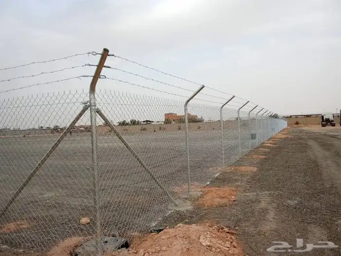 مقالات في سياج الامني 9