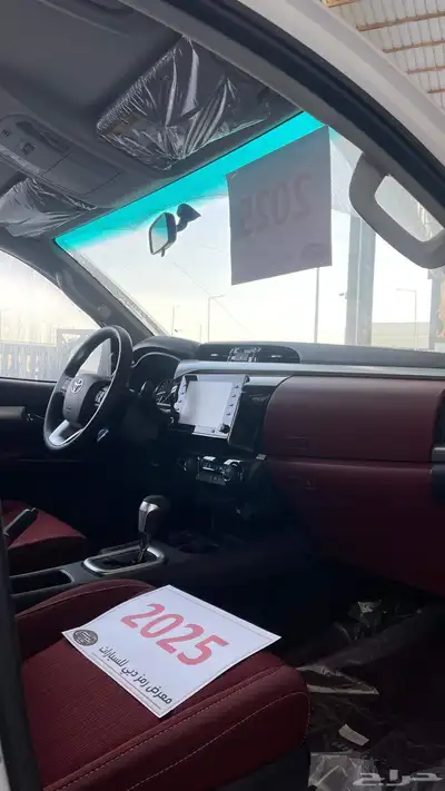 تويوتا هايلوكس 2025 5