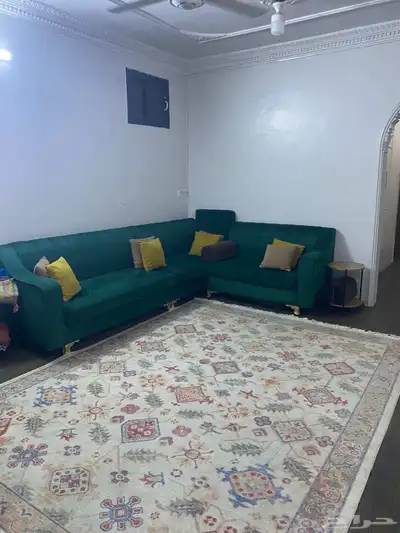 اثاث كامل للبيع 2ثلاجه 1فريزر 1مكيف اسبلت 24- 5مكيفات شباك 4