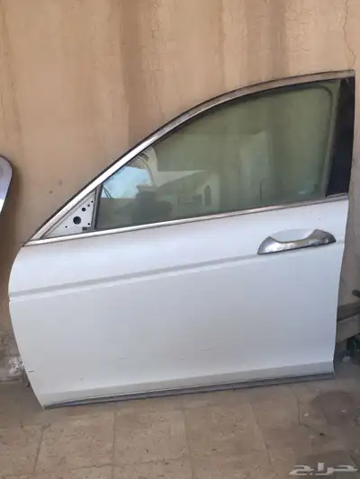 للبيع قطع هوندا اكورد الموديل 2011 و 2012 2