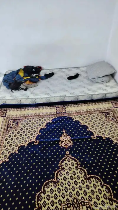 مكيف شباك ماركة بروده عاليه مع موكيت غرفه ومرتبة 3
