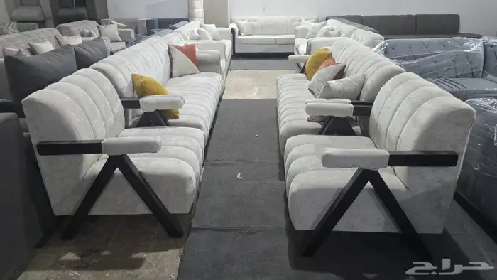 كنب جديد جاهز حرف ال و7نفر شامل التوصيل 10