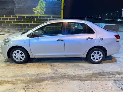 Yaris 2013 automatic 5