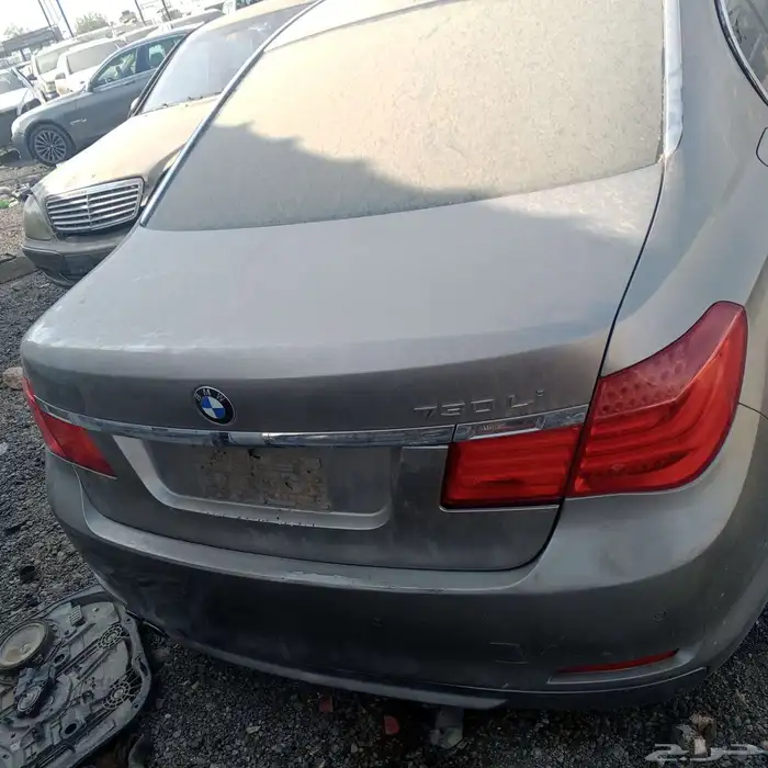 بي ام 2010 تشليح قطع غيار الحجم 730 0