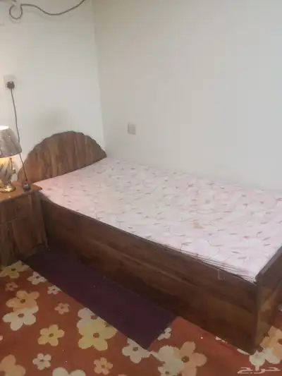تكييف شباك و2 سرير اطفال وطني للبيع 3