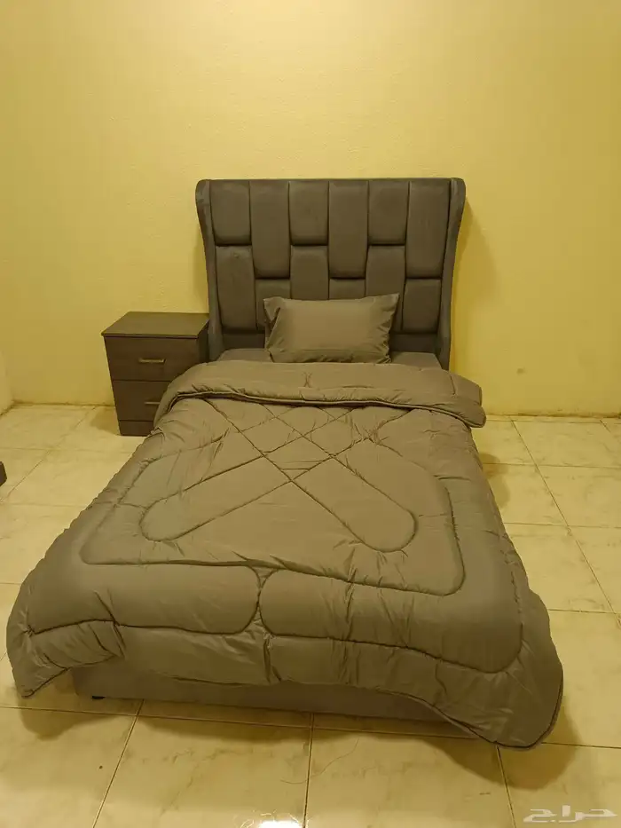 دولاب بابين و سرير نفر ونص جديد 0