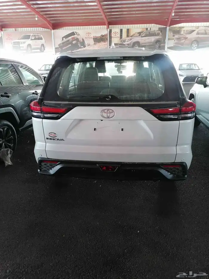 إنوفا GL بنزين - 2025 3