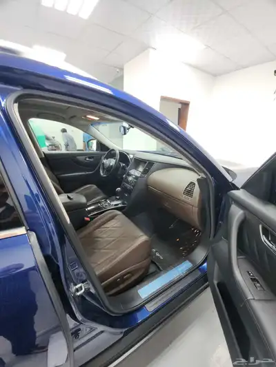 انفنتي QX70. 2019 مخزن 6