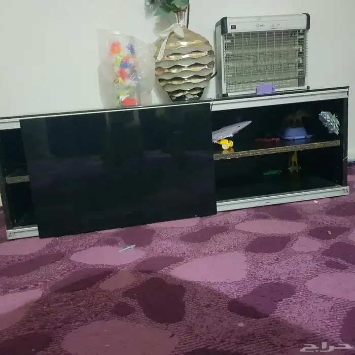طاوله الشاشه 3