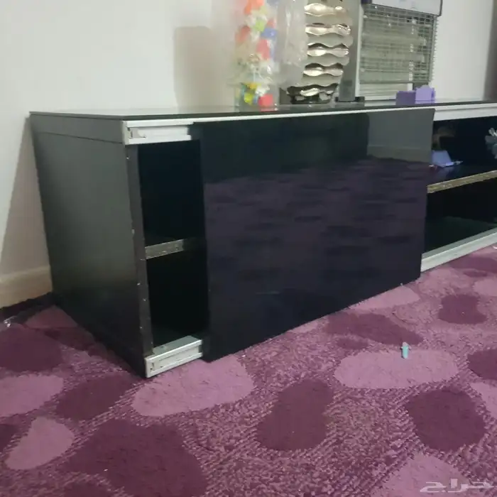 طاوله الشاشه 2