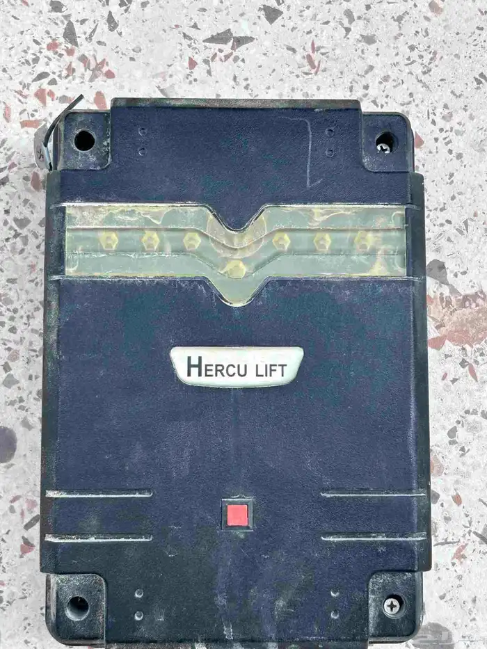 للبيع دانمة كراج الرائد Hercu Lift 1