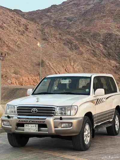 تويوتا لاندكروزر في اكس ار نظيف بريمي 2003 0