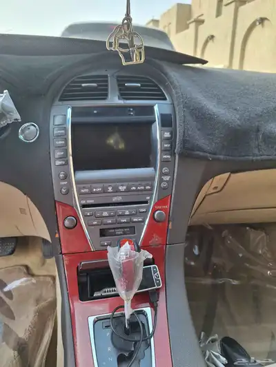 لكزس ES350. 2008 نظيف المواصفات موجوده في الصورة 11