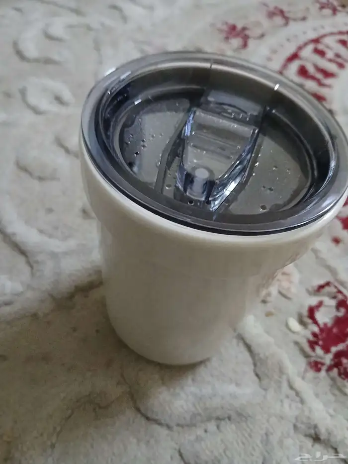 كوب قهوة وكوب شاي 2