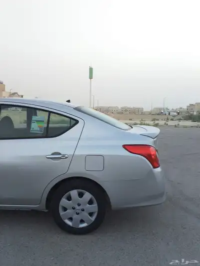 نيسان صني 2021 نظيف ممشى قليل 10