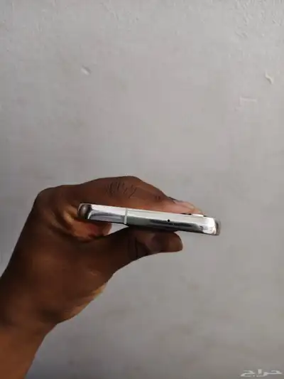 Samsung S23 (8 256) Snapdragon 8 Gen 2 8