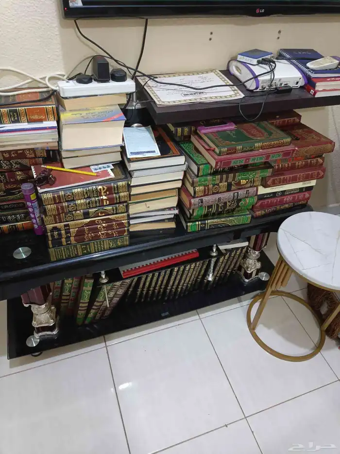 كتب دينيه بحدود 2000 كتاب قيمه للبيع لدواعي السفر ومكتبااتته 1