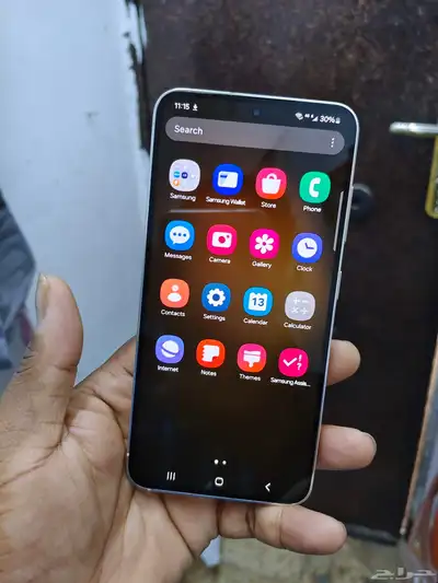 Samsung S23 (8 256) Snapdragon 8 Gen 2 4