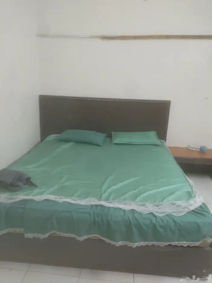 غرفة نوم كاملة تسريحة دولاب 6 ضلفة سرير بدون مرتبة كومدينو 4