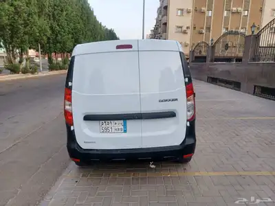 للبيع رينو دوكر موديل 2020 1